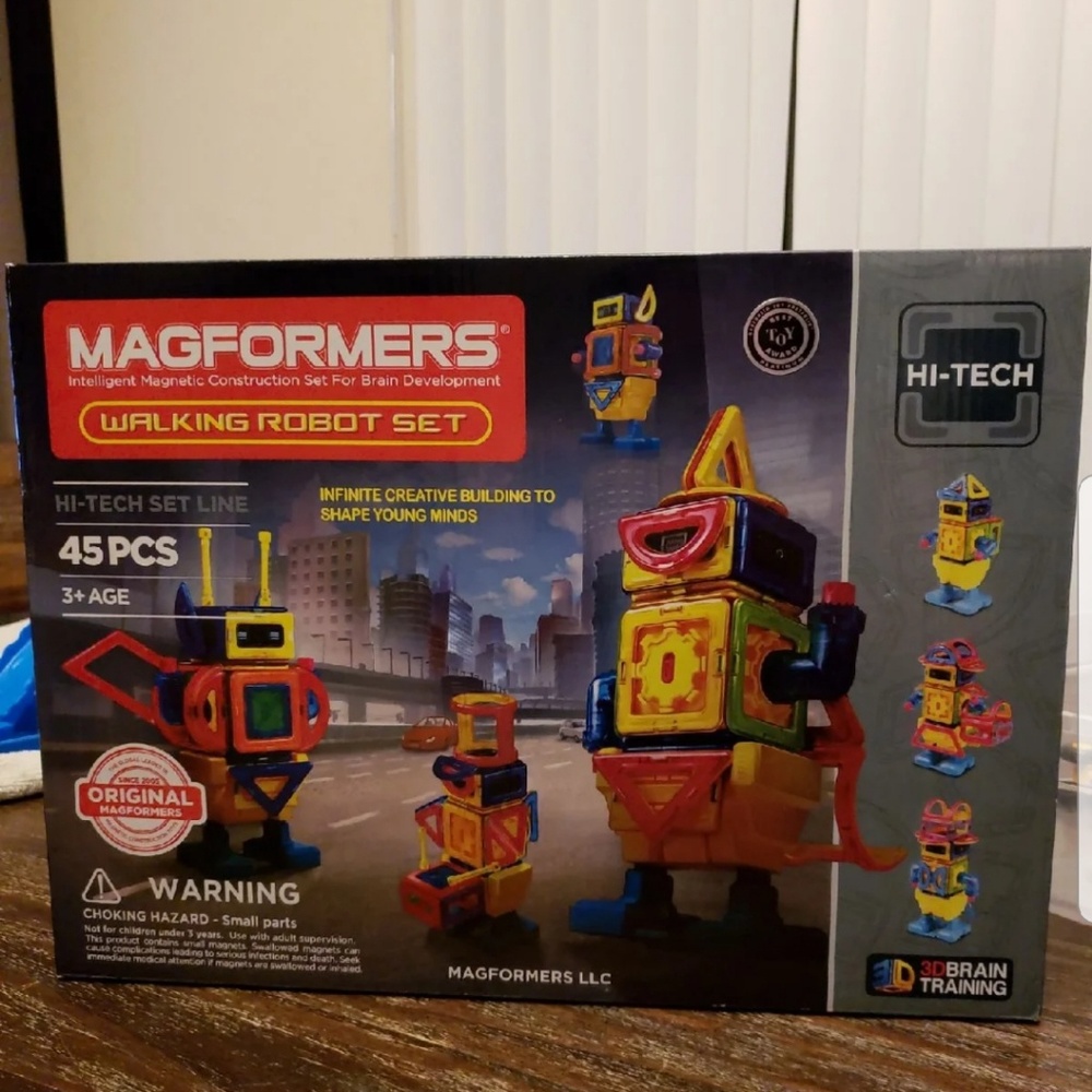 Magformers walking robot